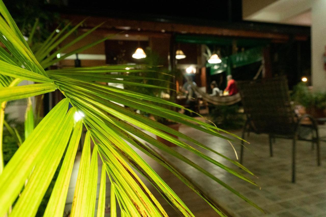 Managua Apart Hotel Puerto Iguazú Exteriör bild