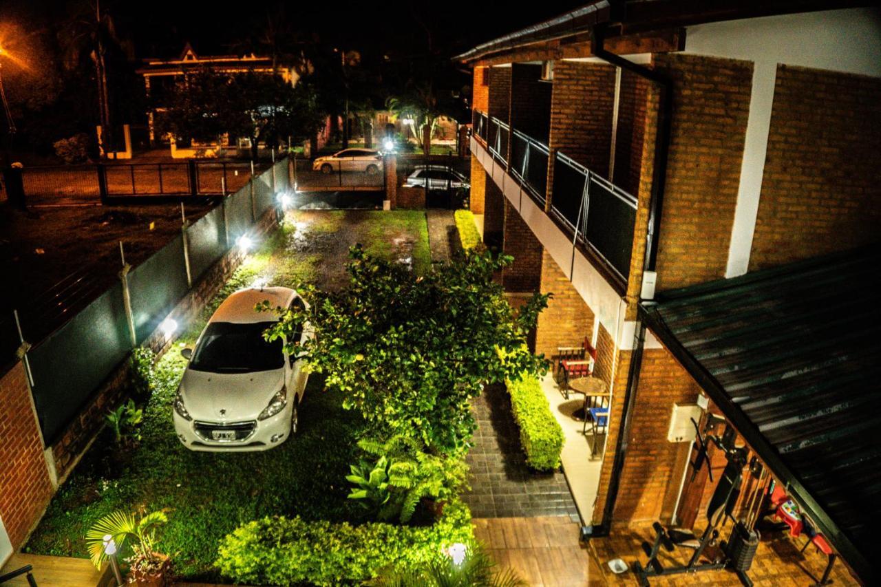 Managua Apart Hotel Puerto Iguazú Exteriör bild